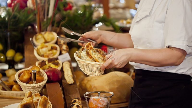 蛋糕面包类休闲食品代工：揭秘背后的关键参数**