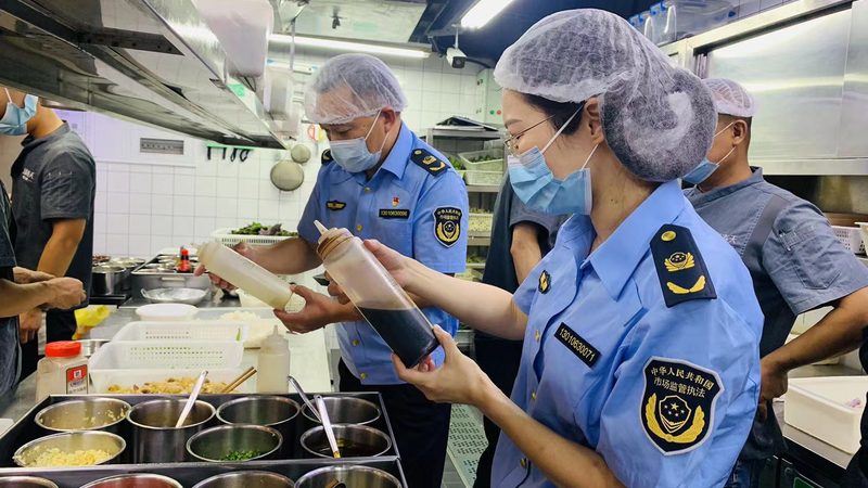 糖果店加盟店装修标准：打造温馨甜蜜的购物体验